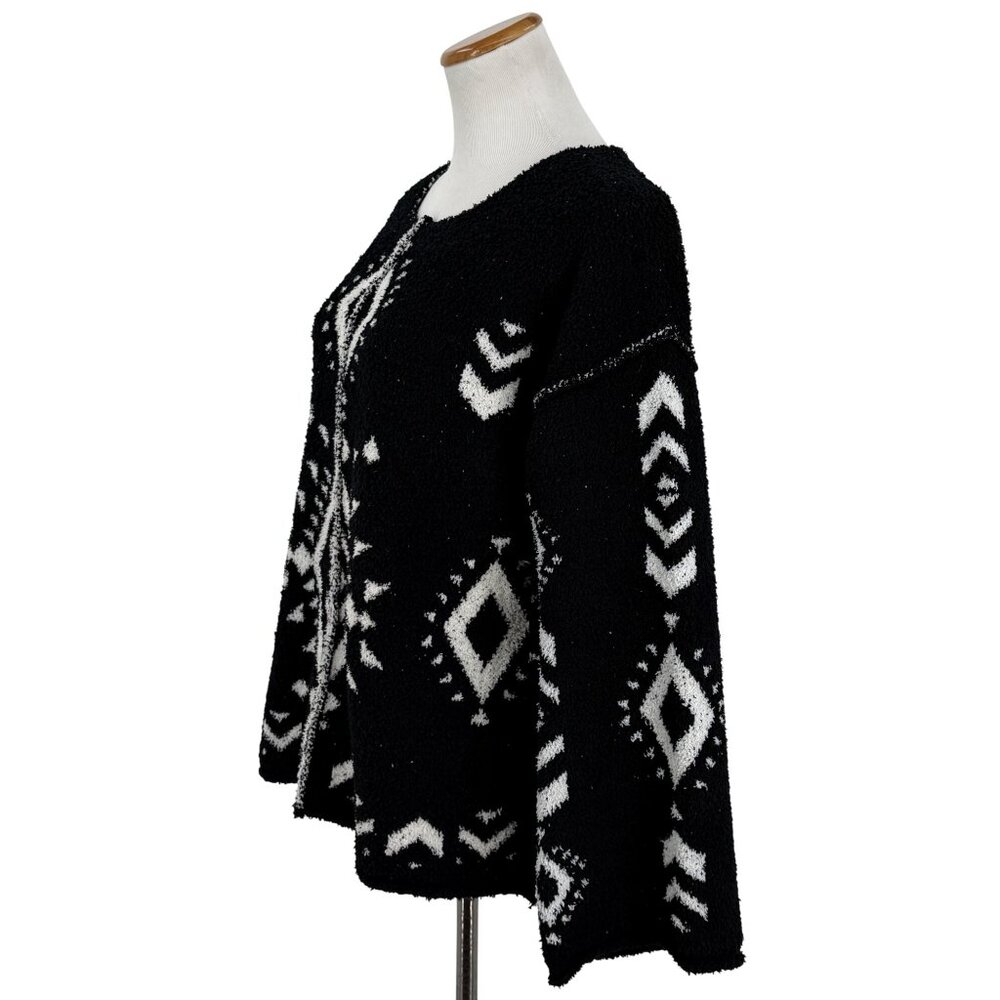 NWT Black White Slouchy Aztec Sweater | Boho Coastal Cowgirl Whimsigoth Tribal S - Picture 7 of 16